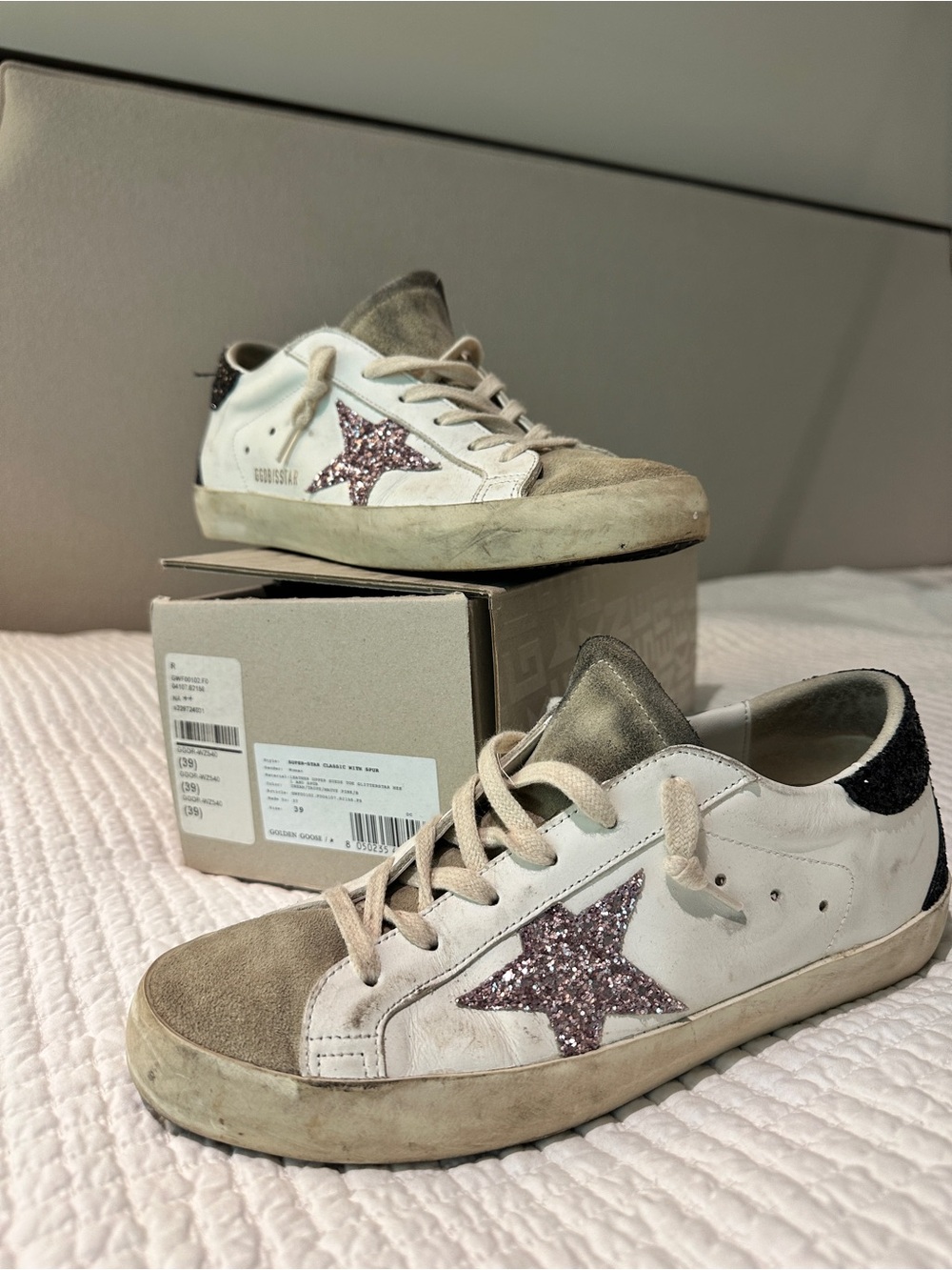 Golden Goose white leather sneakers with pink glitter star